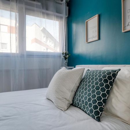 Appartement Cosy Et Calme Elancourt Bagian luar foto