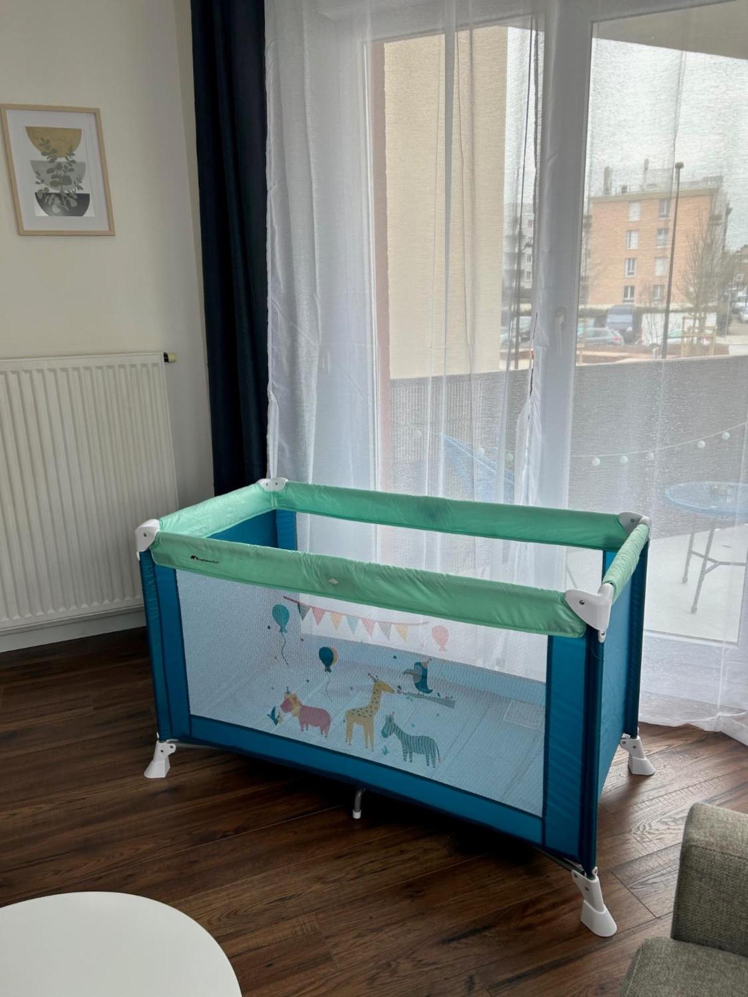 Appartement Cosy Et Calme Elancourt Bagian luar foto
